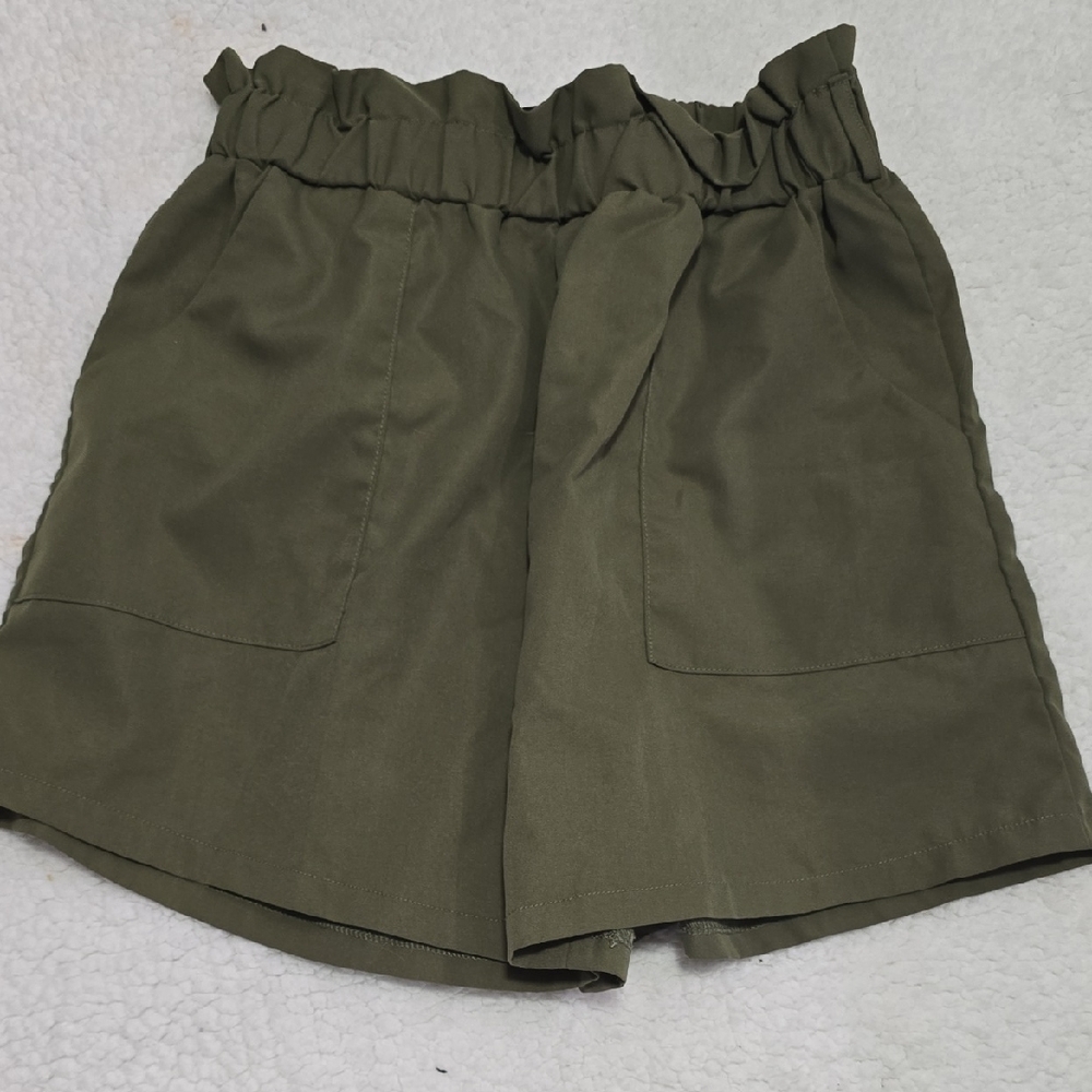 Olive Green Women's Ruffle Waist Shorts